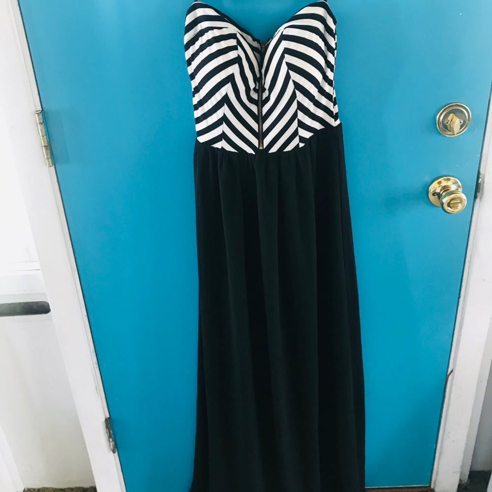 Maxi dress 💜🖤